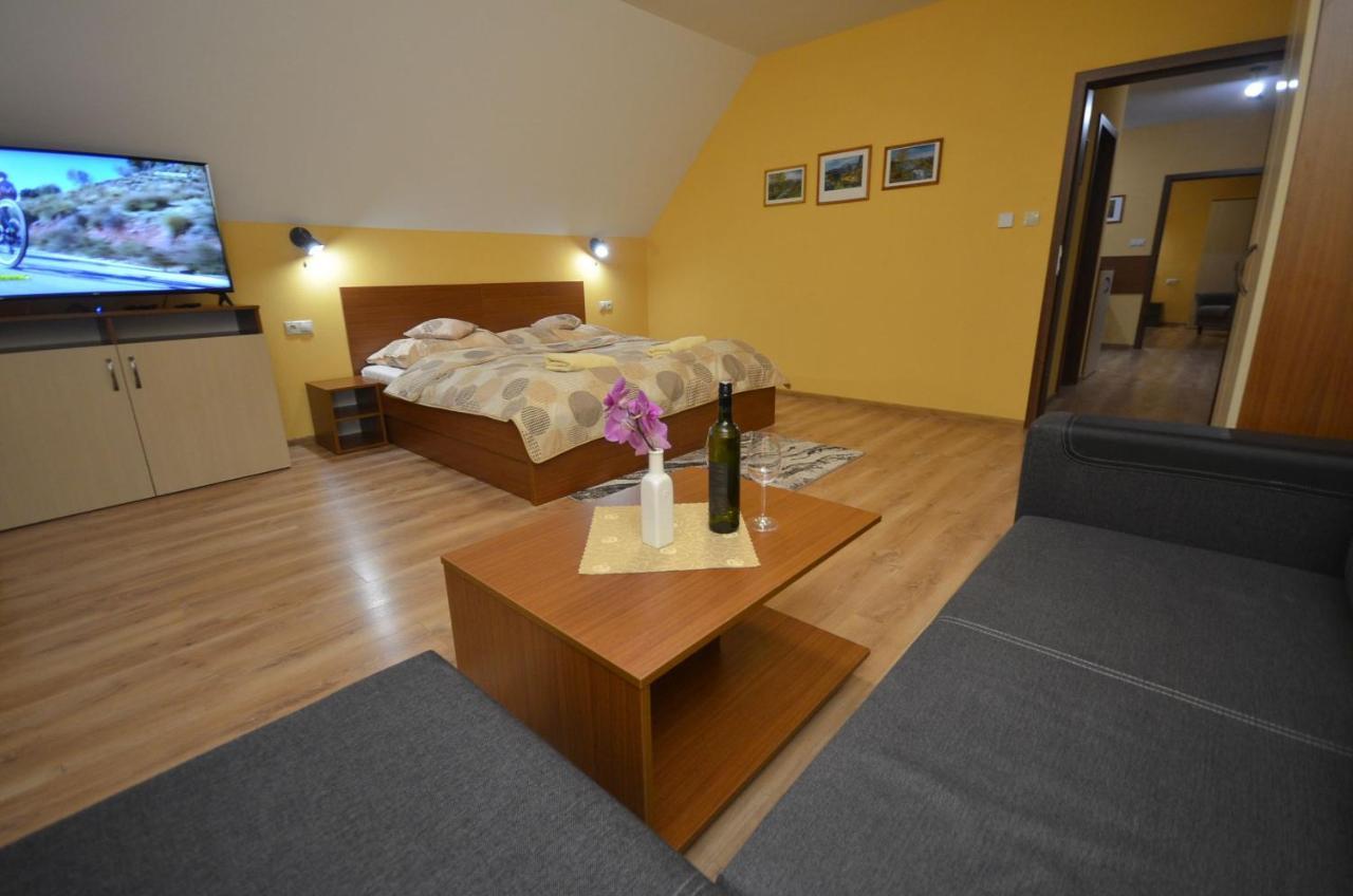 Apartmany Best I. Bešeňová المظهر الخارجي الصورة